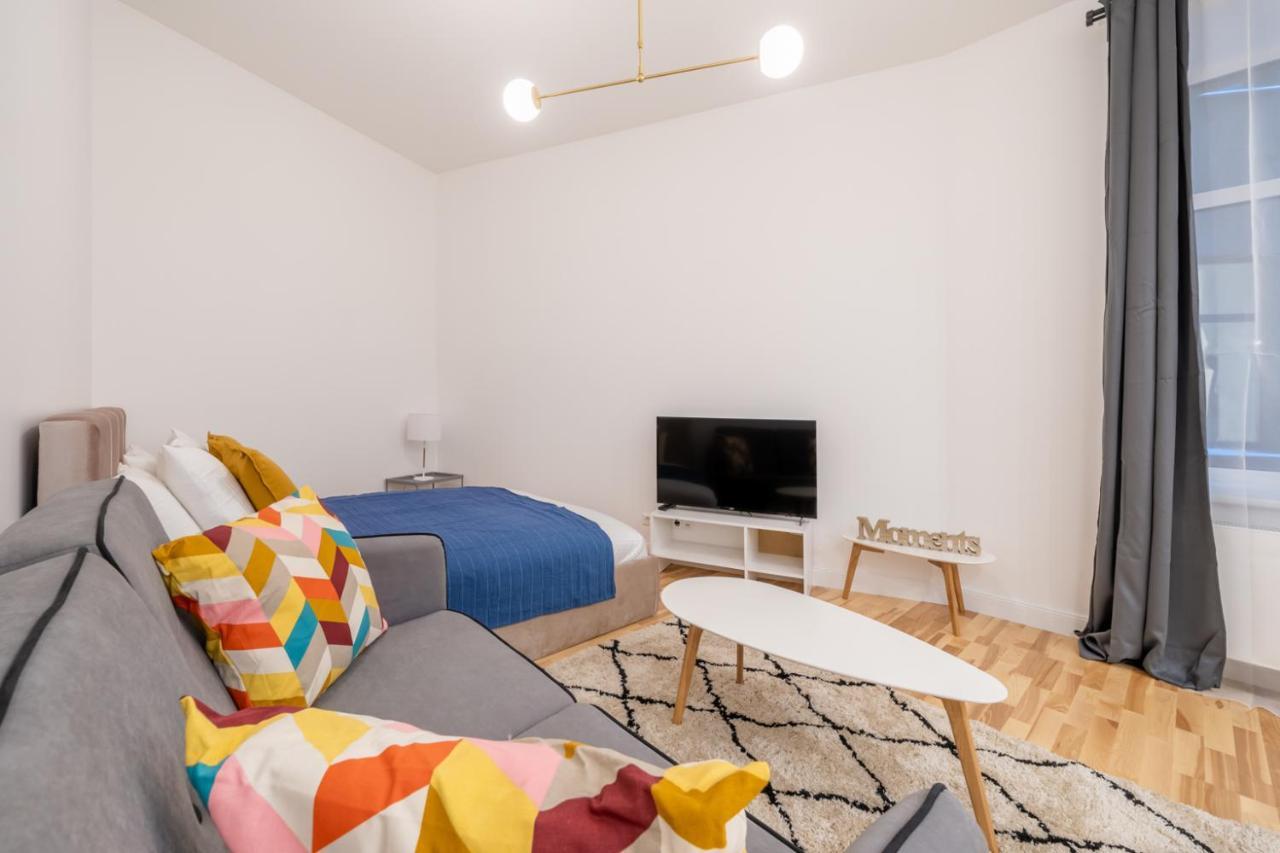 Lacplesa24 - Modern Studios In Riga City Center المظهر الخارجي الصورة