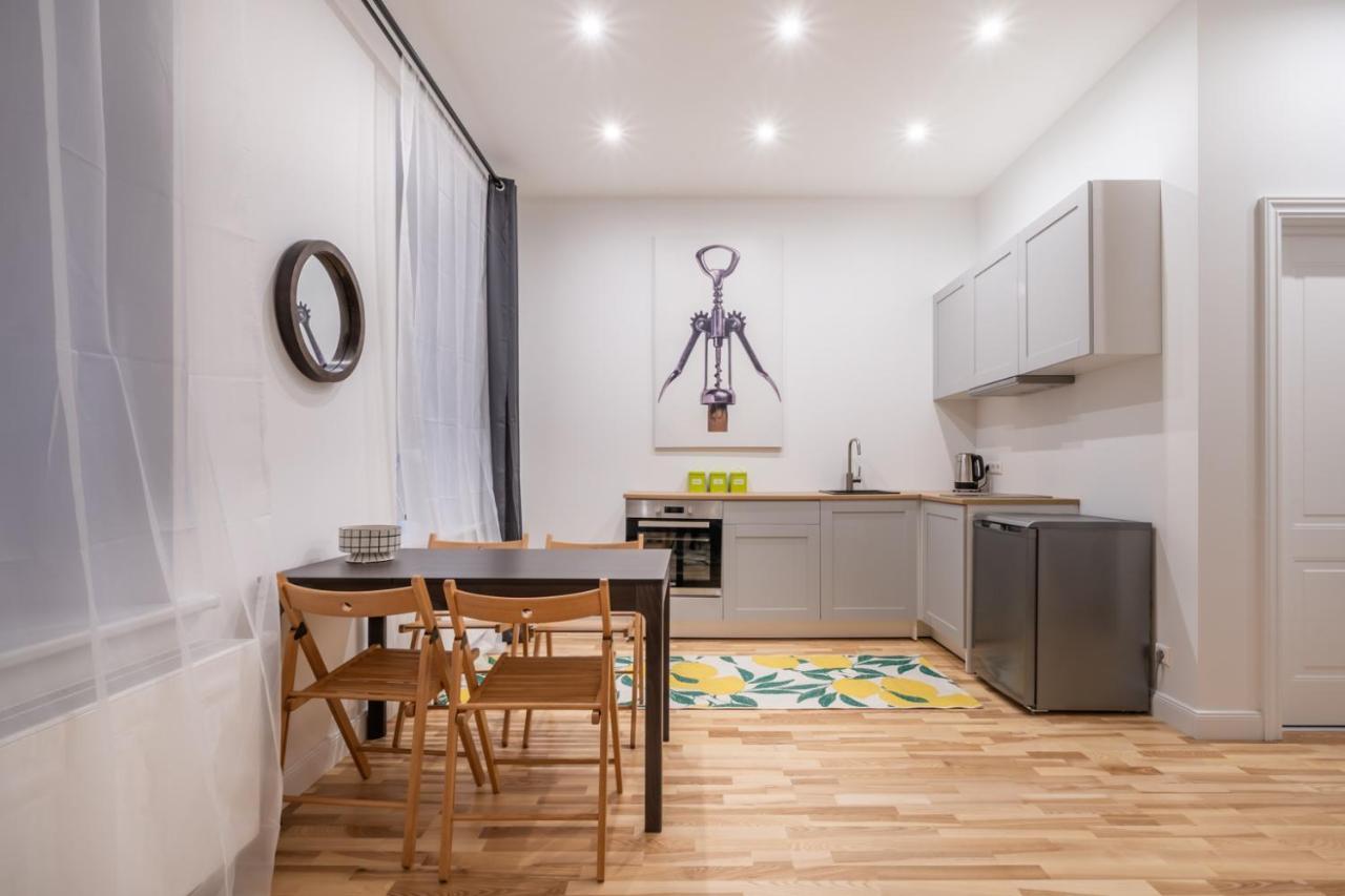Lacplesa24 - Modern Studios In Riga City Center المظهر الخارجي الصورة
