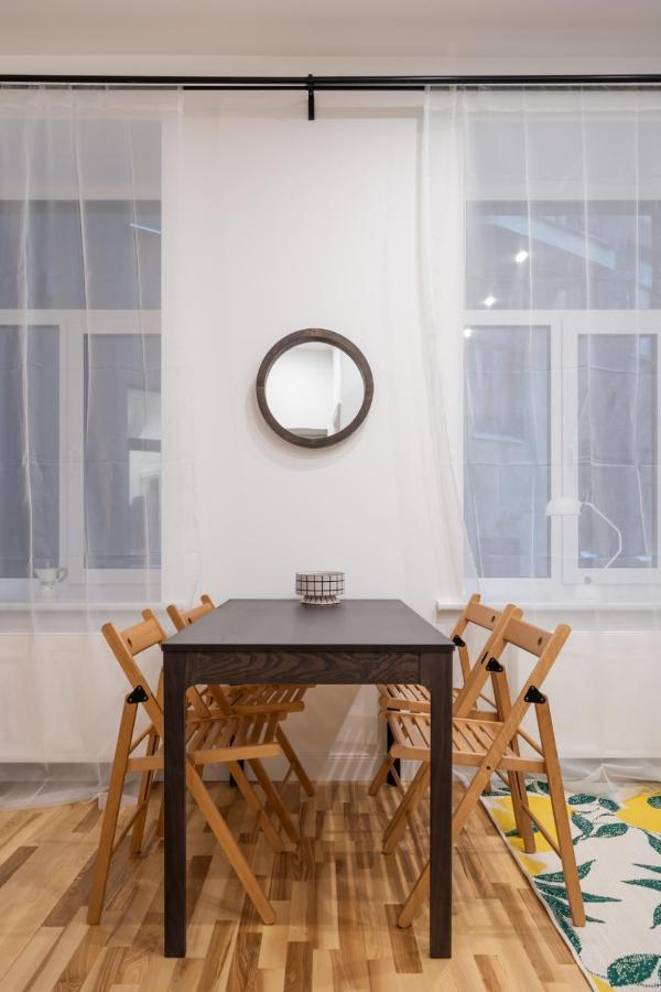 Lacplesa24 - Modern Studios In Riga City Center المظهر الخارجي الصورة