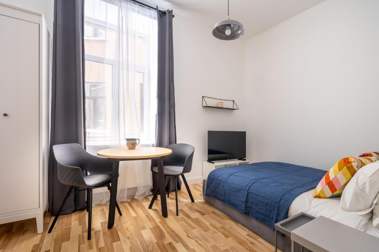 Lacplesa24 - Modern Studios In Riga City Center المظهر الخارجي الصورة