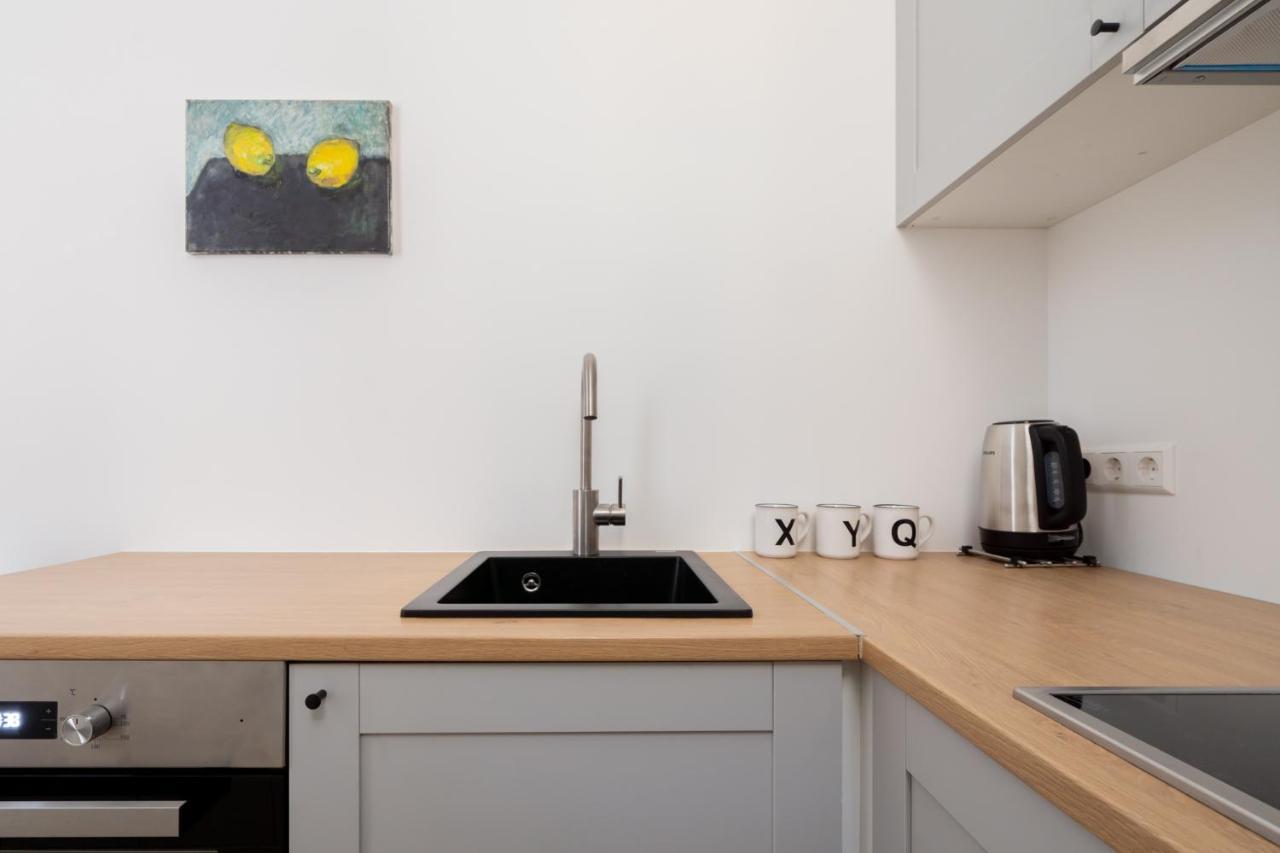 Lacplesa24 - Modern Studios In Riga City Center المظهر الخارجي الصورة
